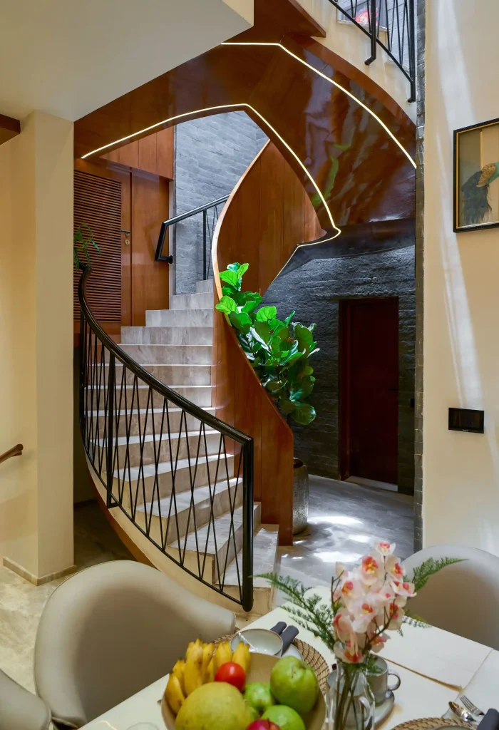 Circular Staircase